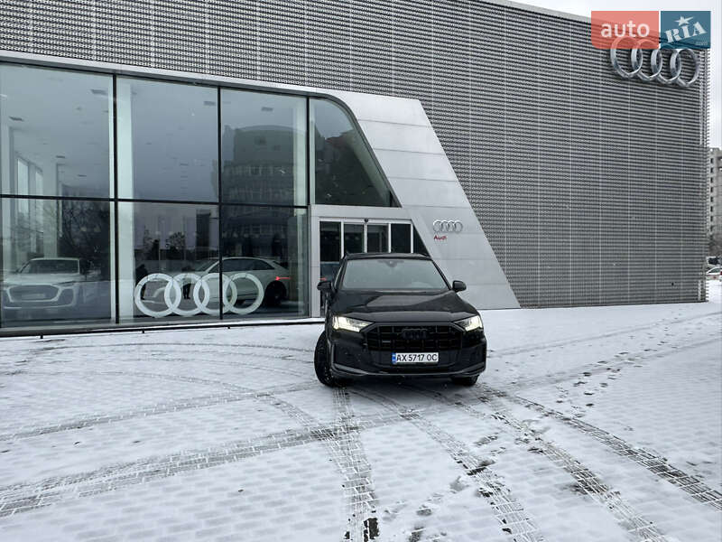 Внедорожник / Кроссовер Audi Q7 2023 в Харькове