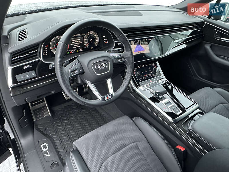 Внедорожник / Кроссовер Audi Q7 2023 в Харькове