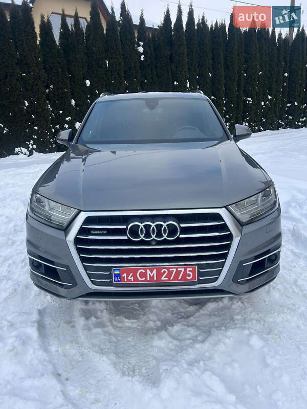Внедорожник / Кроссовер Audi Q7 2017 в Львове