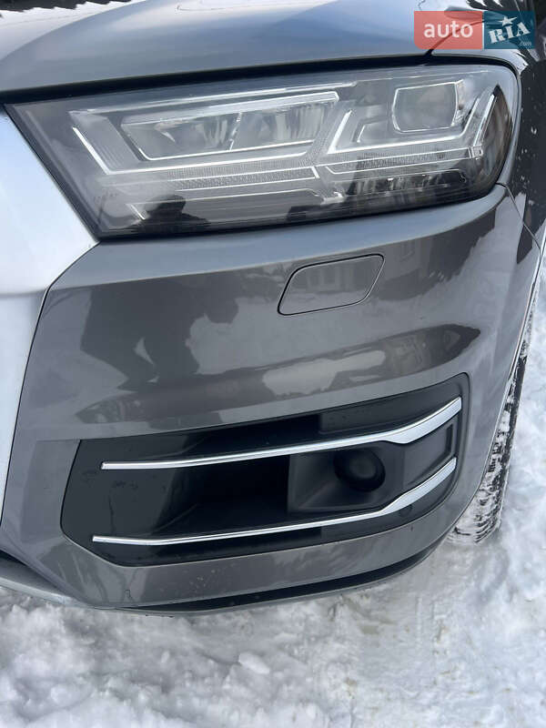 Внедорожник / Кроссовер Audi Q7 2017 в Львове