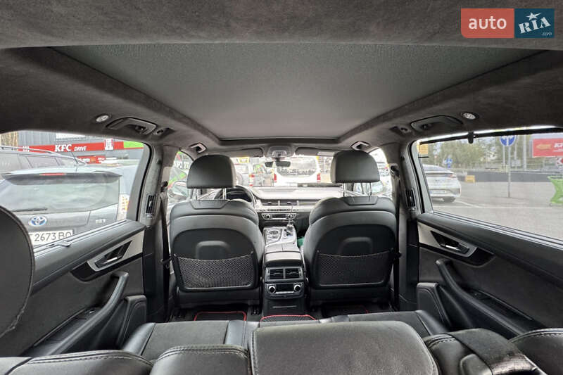 Позашляховик / Кросовер Audi Q7 2015 в Костопілі