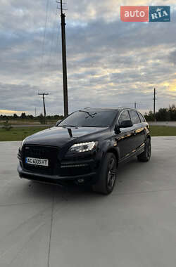 Позашляховик / Кросовер Audi Q7 2011 в Нововолинську
