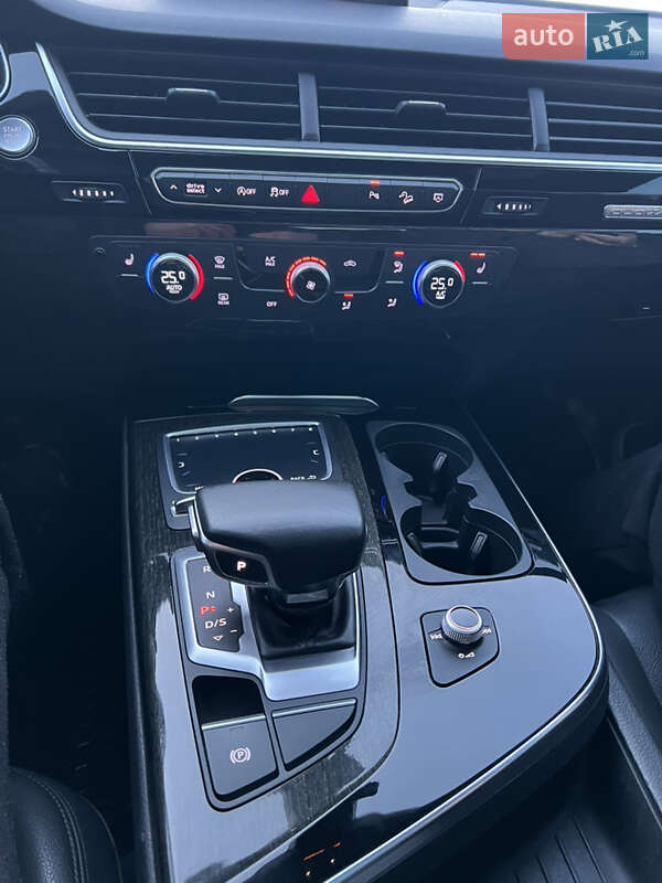 Внедорожник / Кроссовер Audi Q7 2018 в Киеве фото 13 Внедорожник / Кроссовер Audi Q7 2018 в Киеве