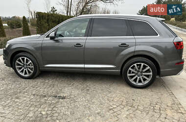 Позашляховик / Кросовер Audi Q7 2018 в Дніпрі