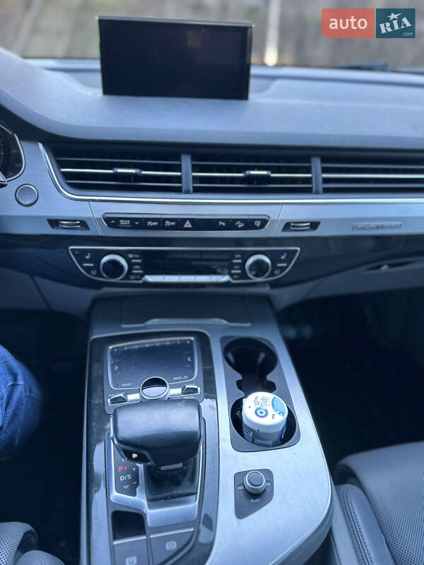 Внедорожник / Кроссовер Audi Q7 2017 в Тернополе