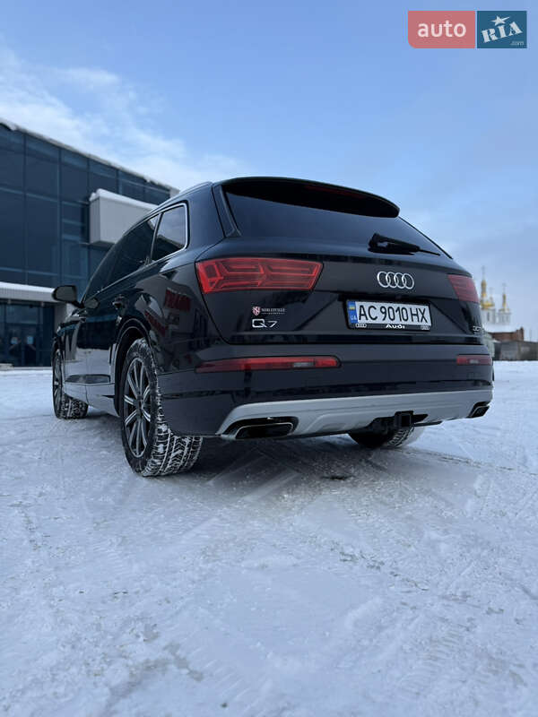 Внедорожник / Кроссовер Audi Q7 2017 в Ковеле