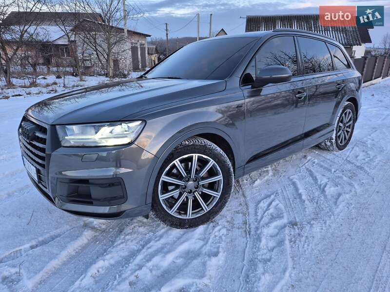 Внедорожник / Кроссовер Audi Q7 2016 в Дунаевцах