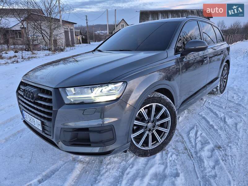 Внедорожник / Кроссовер Audi Q7 2016 в Дунаевцах