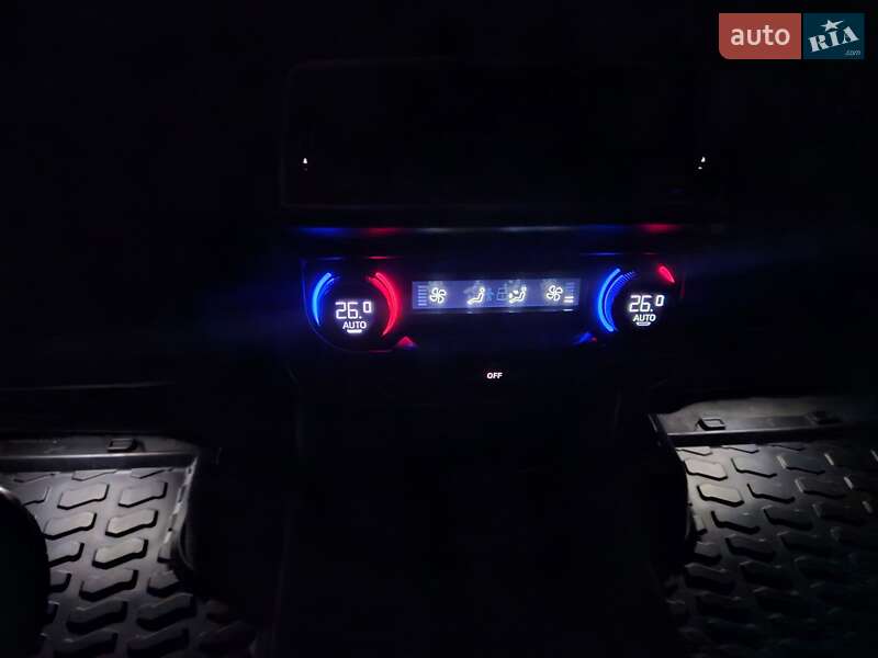 Внедорожник / Кроссовер Audi Q7 2016 в Дунаевцах