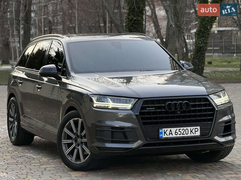 Внедорожник / Кроссовер Audi Q7 2019 в Одессе