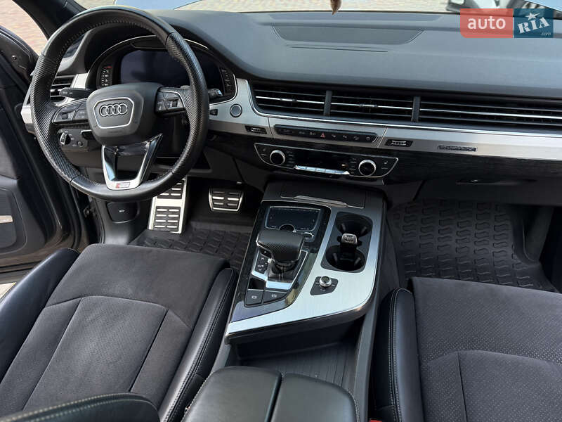 Внедорожник / Кроссовер Audi Q7 2019 в Одессе