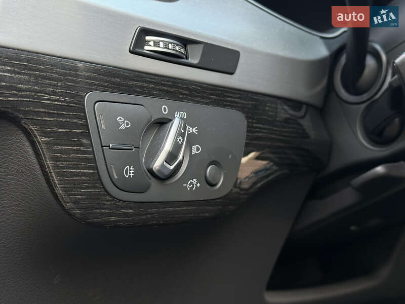 Внедорожник / Кроссовер Audi Q7 2019 в Одессе