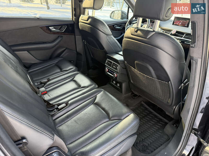 Внедорожник / Кроссовер Audi Q7 2018 в Чернигове