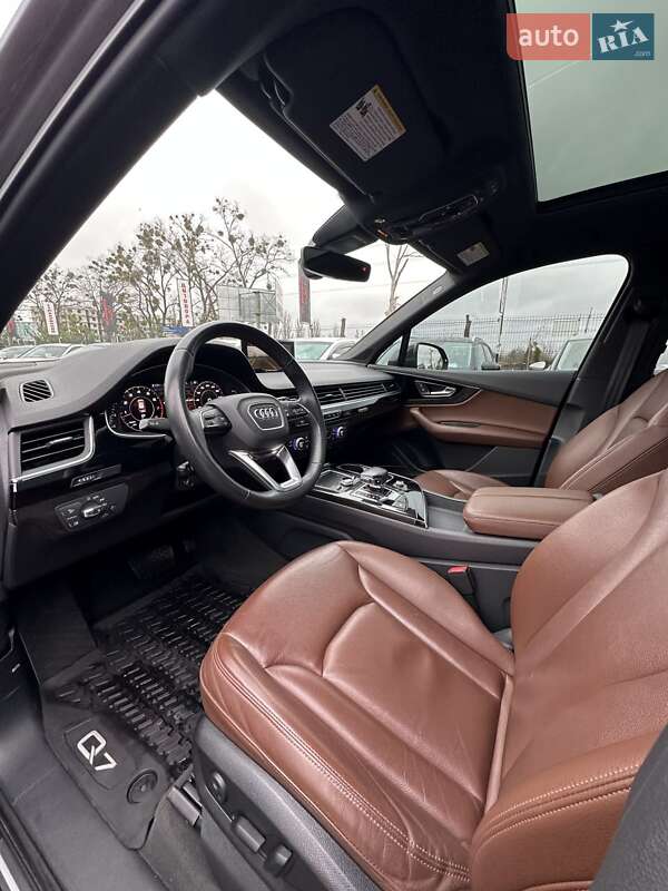 Внедорожник / Кроссовер Audi Q7 2019 в Белогородке