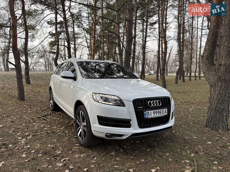 Внедорожник / Кроссовер Audi Q7 2013 в Кременчуге