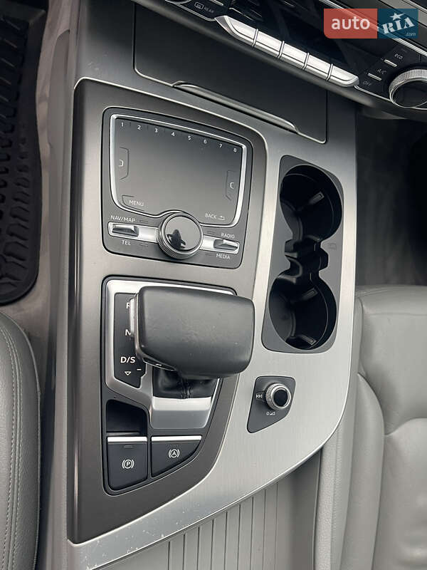 Внедорожник / Кроссовер Audi Q7 2016 в Киеве фото 16 Внедорожник / Кроссовер Audi Q7 2016 в Киеве