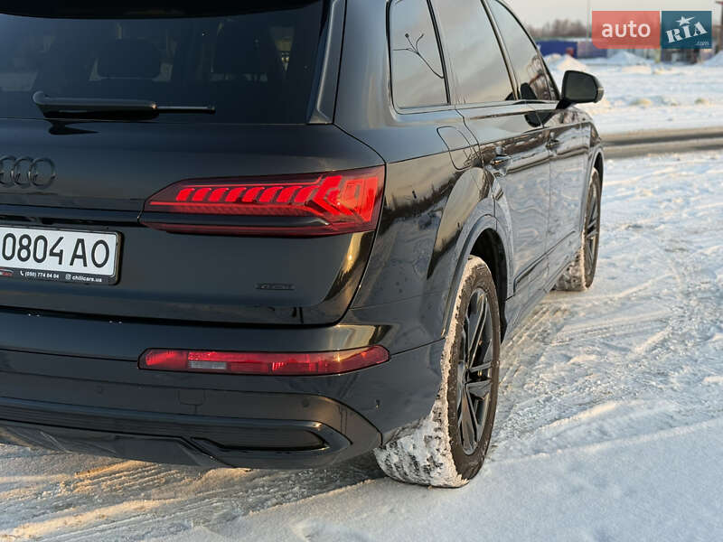 Внедорожник / Кроссовер Audi Q7 2023 в Киеве