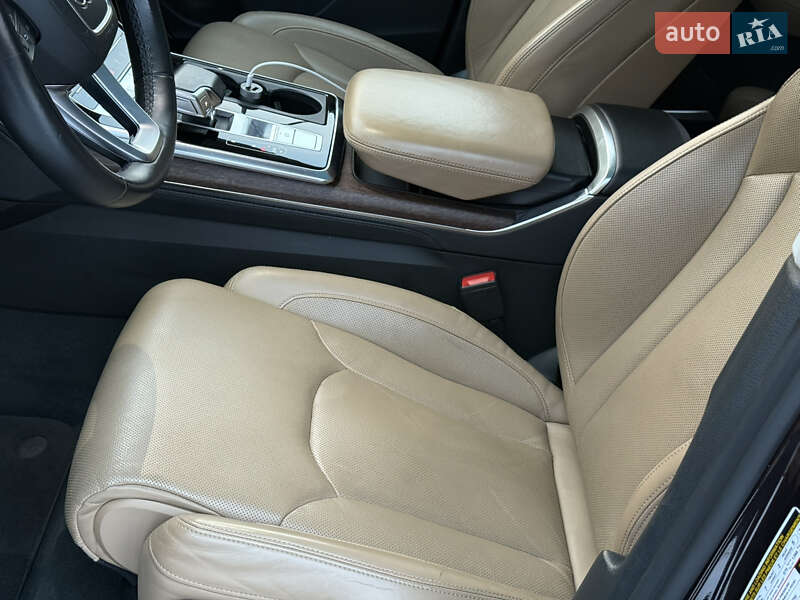 Внедорожник / Кроссовер Audi Q7 2022 в Львове