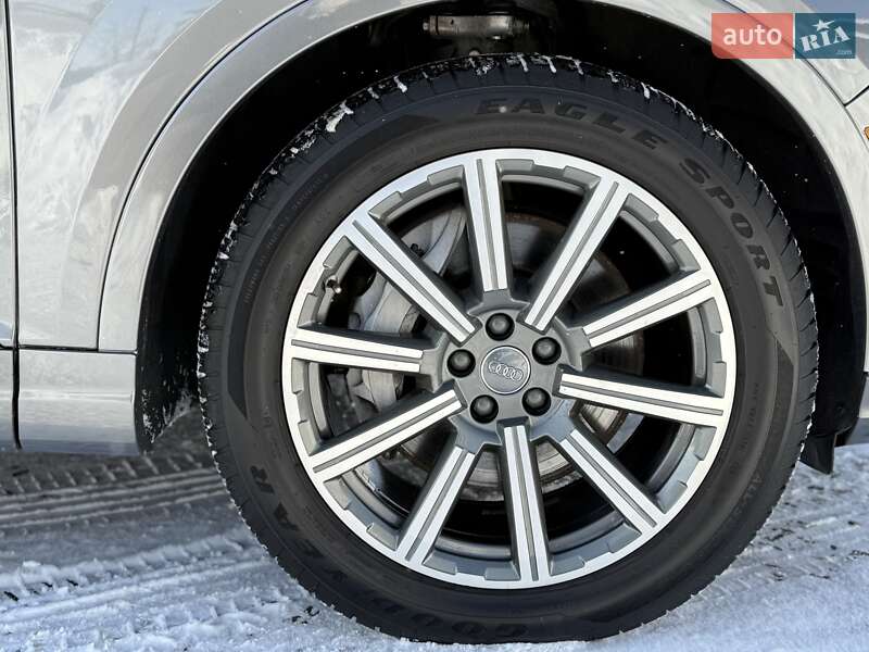 Внедорожник / Кроссовер Audi Q7 2016 в Львове фото 37 Внедорожник / Кроссовер Audi Q7 2016 в Львове