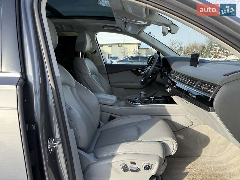 Внедорожник / Кроссовер Audi Q7 2016 в Львове фото 5 Внедорожник / Кроссовер Audi Q7 2016 в Львове