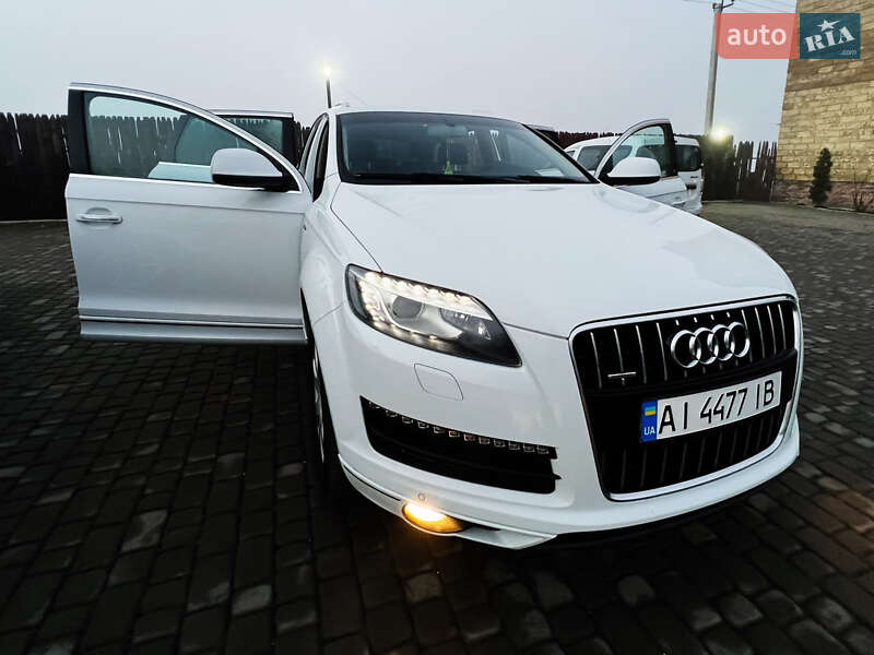 Внедорожник / Кроссовер Audi Q7 2013 в Тернополе