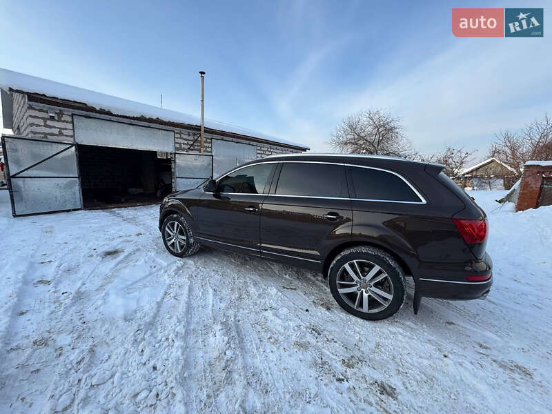 Внедорожник / Кроссовер Audi Q7 2014 в Владимире