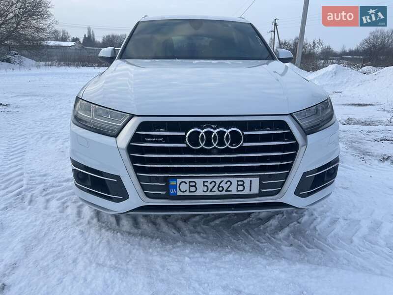 Внедорожник / Кроссовер Audi Q7 2017 в Чернигове