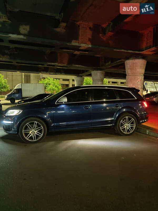 Внедорожник / Кроссовер Audi Q7 2008 в Киеве