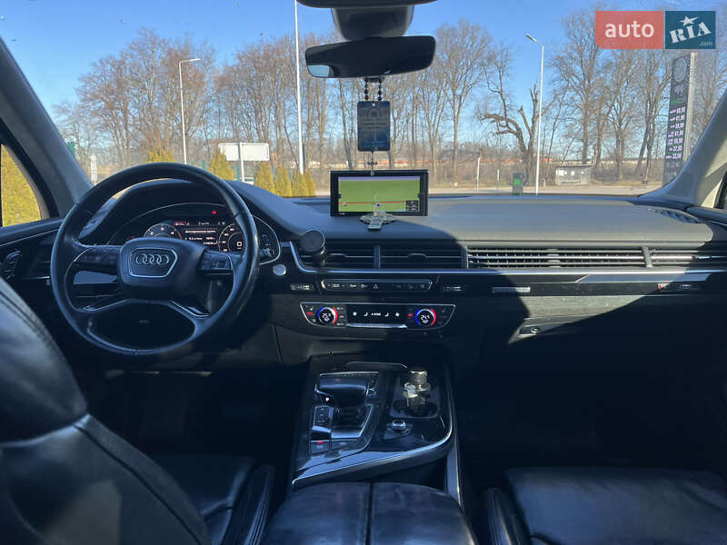 Внедорожник / Кроссовер Audi Q7 2016 в Виннице