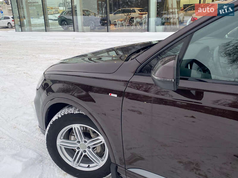 Внедорожник / Кроссовер Audi Q7 2020 в Львове