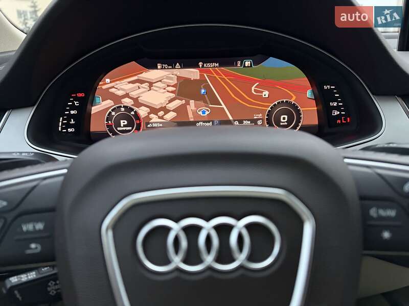 Внедорожник / Кроссовер Audi Q7 2016 в Киеве