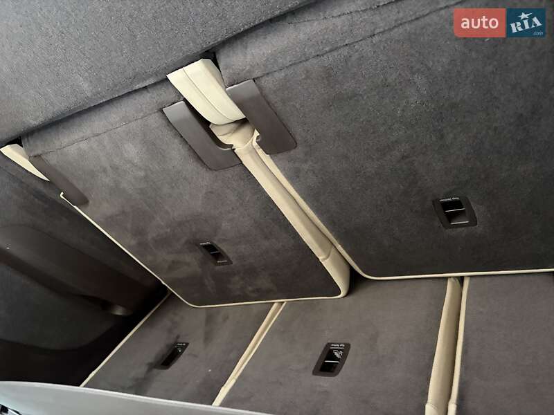 Внедорожник / Кроссовер Audi Q7 2016 в Киеве