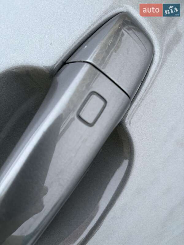 Внедорожник / Кроссовер Audi Q7 2016 в Киеве