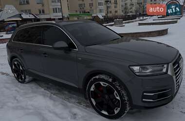 Внедорожник / Кроссовер Audi Q7 2016 в Киеве