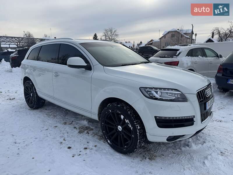 Внедорожник / Кроссовер Audi Q7 2015 в Самборе