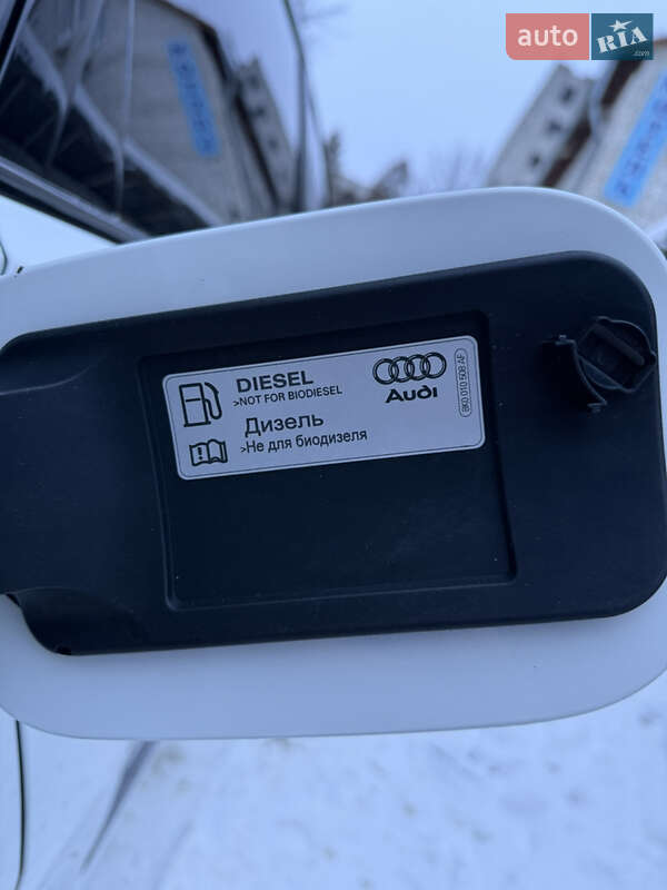 Внедорожник / Кроссовер Audi Q7 2016 в Новояворовске