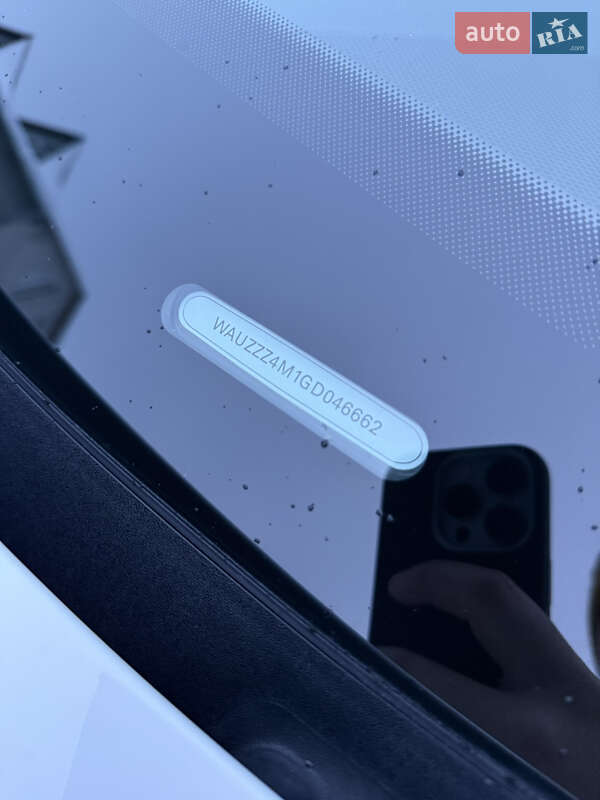 Внедорожник / Кроссовер Audi Q7 2016 в Новояворовске