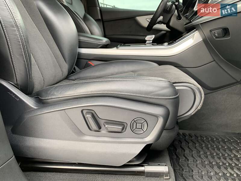 Внедорожник / Кроссовер Audi Q7 2020 в Кривом Роге