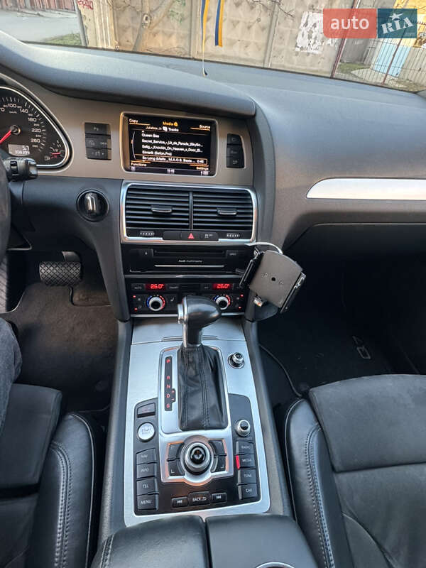 Внедорожник / Кроссовер Audi Q7 2014 в Одессе