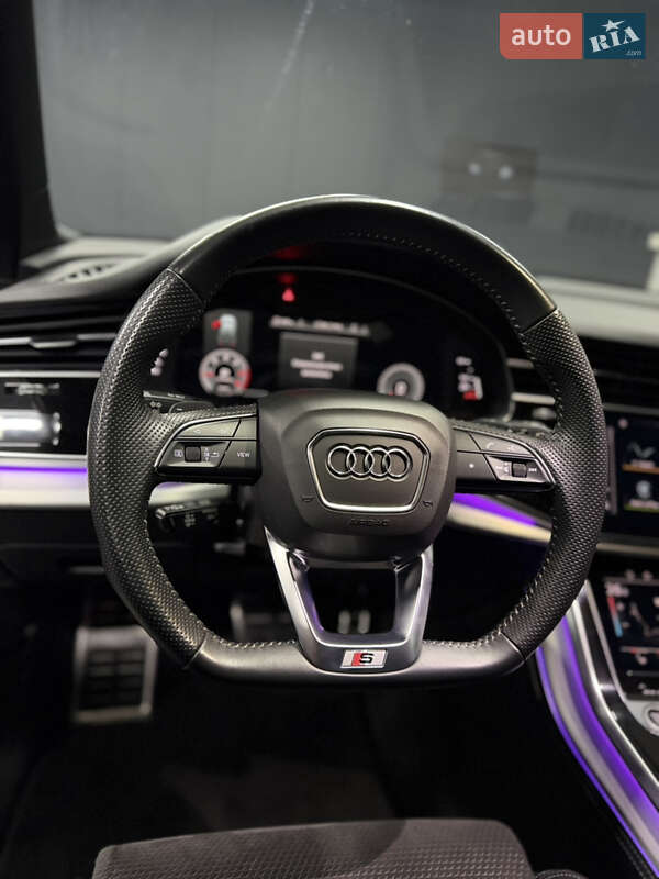 Внедорожник / Кроссовер Audi Q7 2021 в Ильнице