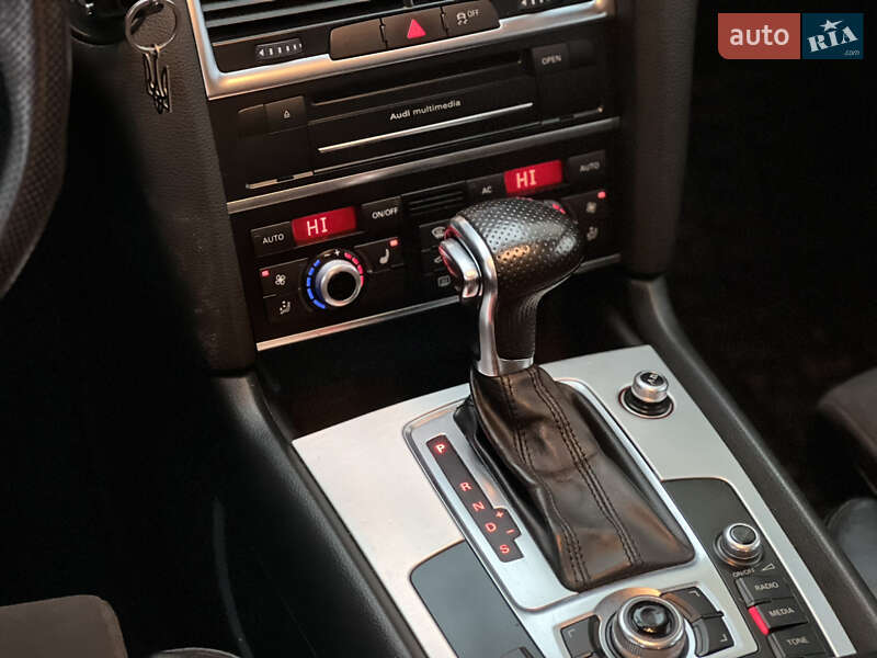 Внедорожник / Кроссовер Audi Q7 2011 в Николаеве