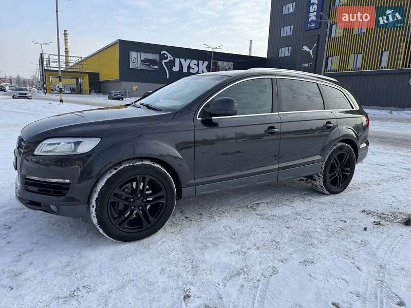 Позашляховик / Кросовер Audi Q7 2008 в Києві