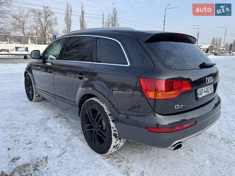Позашляховик / Кросовер Audi Q7 2008 в Києві