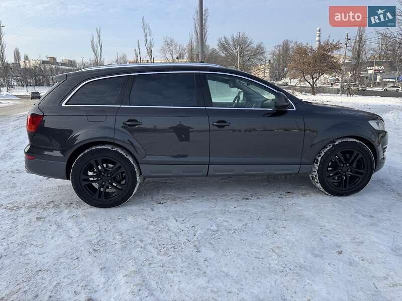 Позашляховик / Кросовер Audi Q7 2008 в Києві