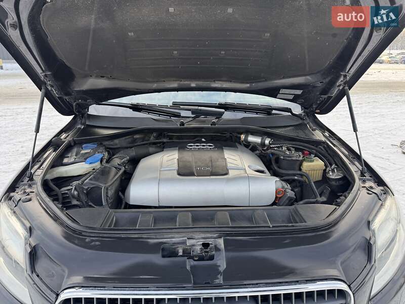 Позашляховик / Кросовер Audi Q7 2008 в Києві