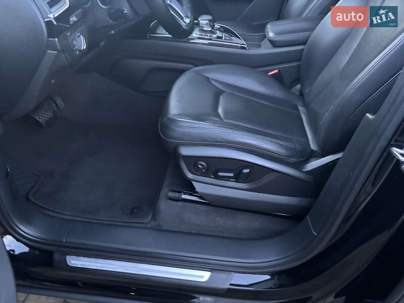 Внедорожник / Кроссовер Audi Q7 2017 в Барановке