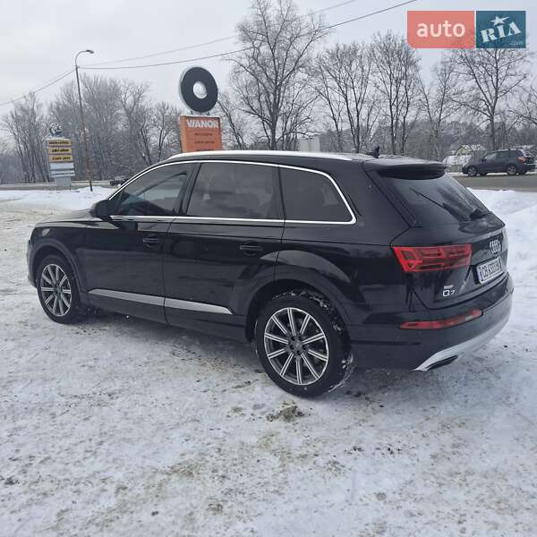 Внедорожник / Кроссовер Audi Q7 2019 в Чернигове