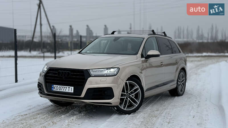 Внедорожник / Кроссовер Audi Q7 2018 в Ужгороде