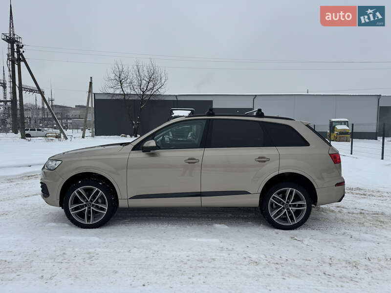 Внедорожник / Кроссовер Audi Q7 2018 в Ужгороде