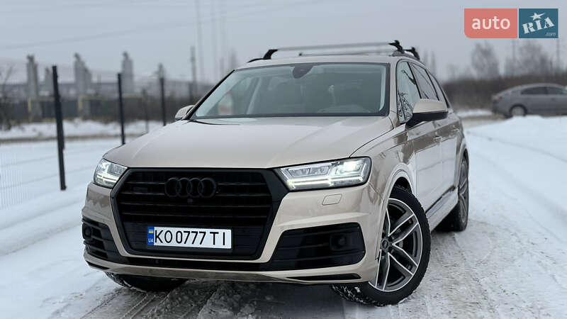 Внедорожник / Кроссовер Audi Q7 2018 в Ужгороде